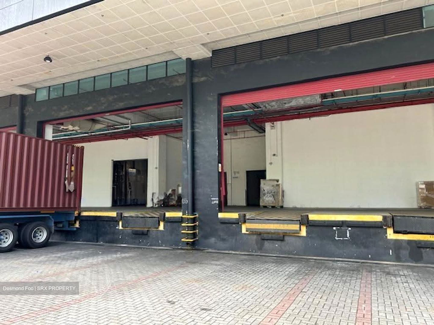 Freight Links (changi) Building (D16), Warehouse #611017381